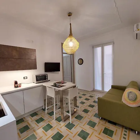 Biscottai42 Apartment